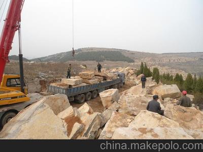 供應駁岸石山東臨朐開采藝術中心-山東假山石臨朐經銷中心